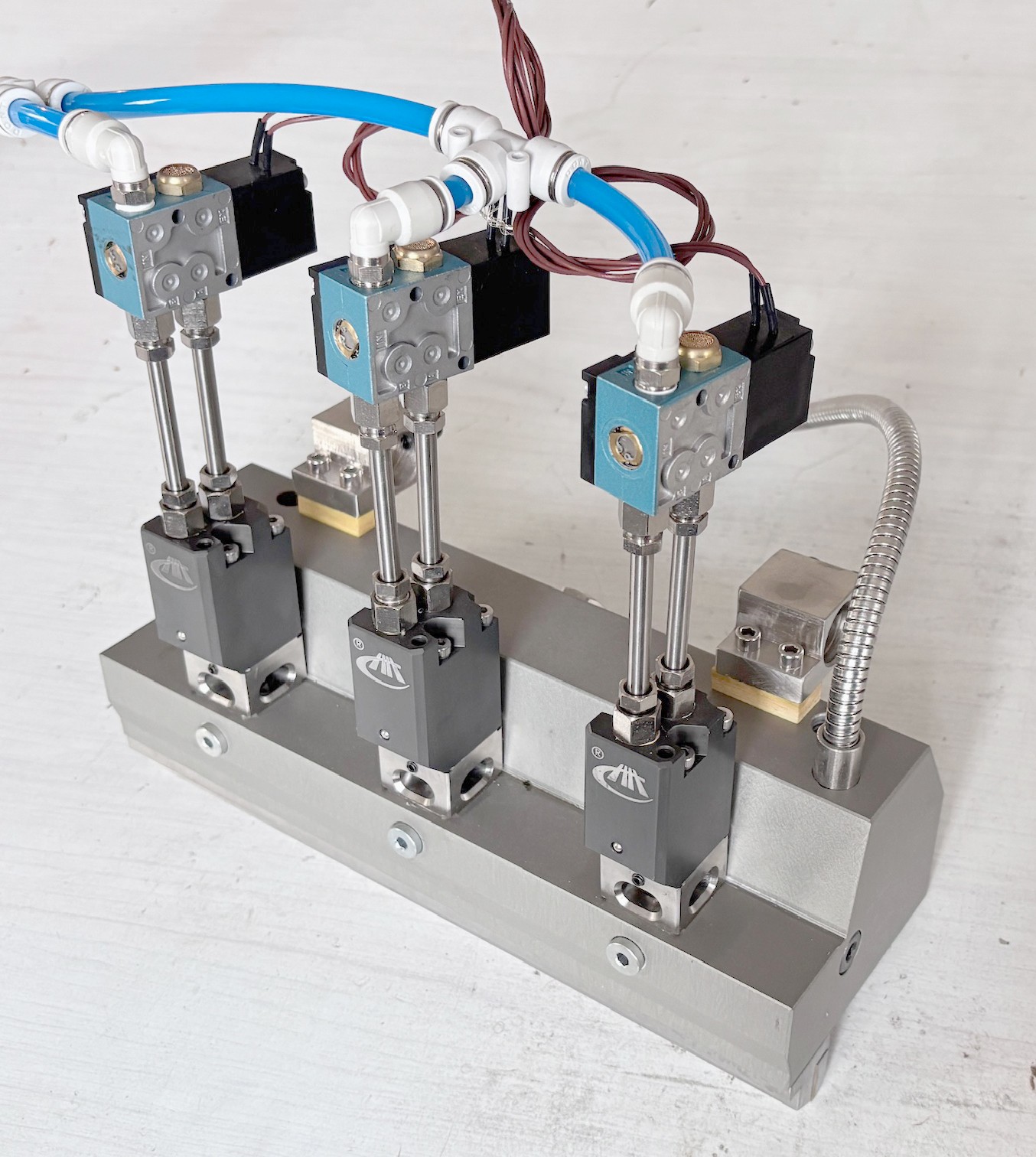 1772243619108620.jpg 1772243619108620.jpg